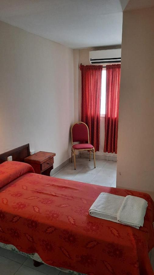 Hotel Marilian II Сальта Экстерьер фото