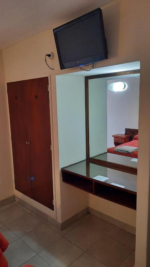 Hotel Marilian II Сальта Экстерьер фото