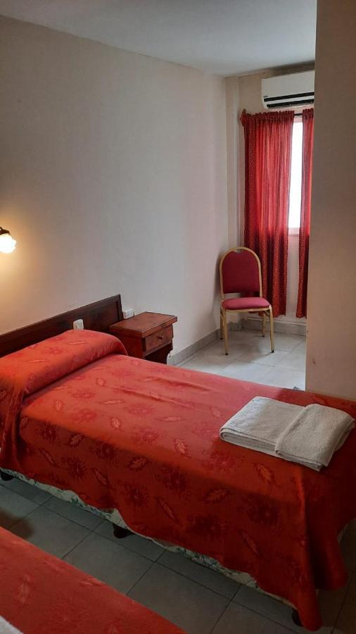 Hotel Marilian II Сальта Экстерьер фото