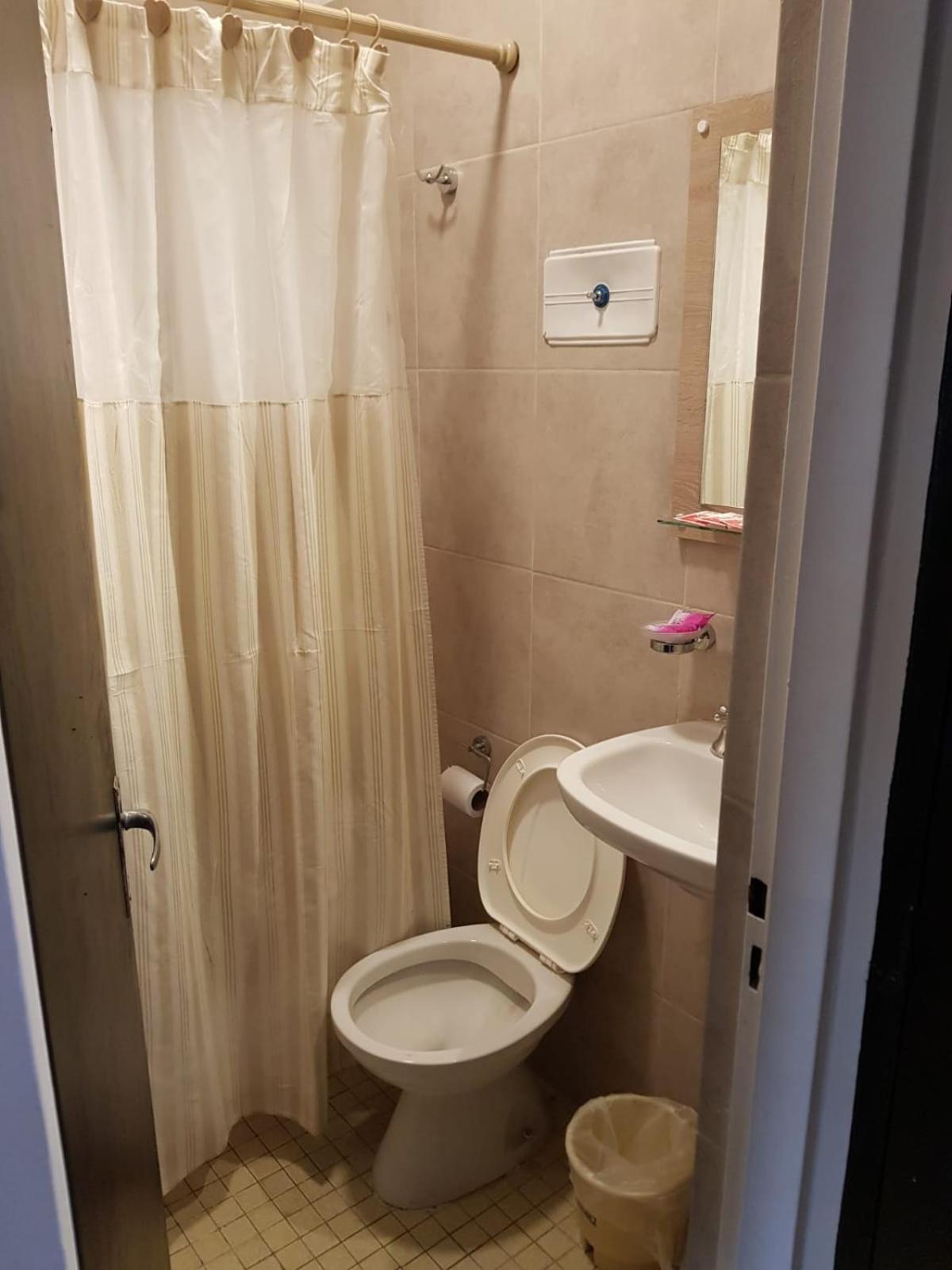 Hotel Marilian II Сальта Экстерьер фото