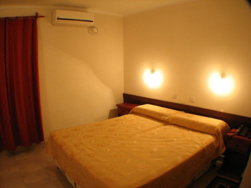 Hotel Marilian II Сальта Экстерьер фото
